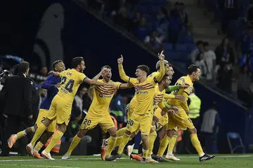 JUARA TAPI DIBEBANI TANDA TANYA: Barcelona meraih kejuaraan La Liga pertama mereka sejak 2019 pada Ahad dengan kemenangan semasa pertemuan dengan Espanyol baru-baru ini. - Foto-foto AFP 