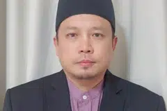 SOKONG PRODUK TEMPATAN: Pengarah Urusan HTMAS International Pte Ltd merangkap Pengasas MabrookSG, Encik Muhammad Khairul Jameel Yahya, menyeru masyarakat Islam di sini menyokong produk-produk halal setempat. 