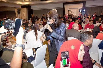 PENANGAN ZAMANI: Vokalis Slam, Zamani Ibrahim, yang mencipta fenomena, menanti 2019 sebagai detik menjana projek baru meliputi peluang berkongsi pengalaman seni dengan peminat. - Foto BM oleh ZALEHA ABDUL KADER