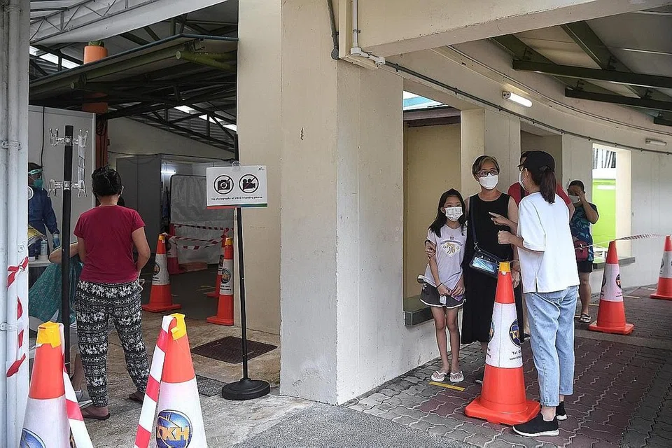 - Foto BH oleh KUA CHEE SIONG