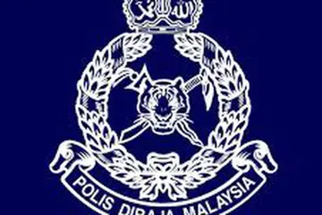 Suspek dikatakan bertikam lidah dengan mangsa, 40 tahun, berkaitan isu lokasi meminta sedekah dan kemudian mengeluarkan sebilah pisau lalu menikam bahagian dada mangsa beberapa kali sehingga menyebabkan lelaki itu jatuh dalam keadaan berlumuran darah dan tidak sedarkan diri.