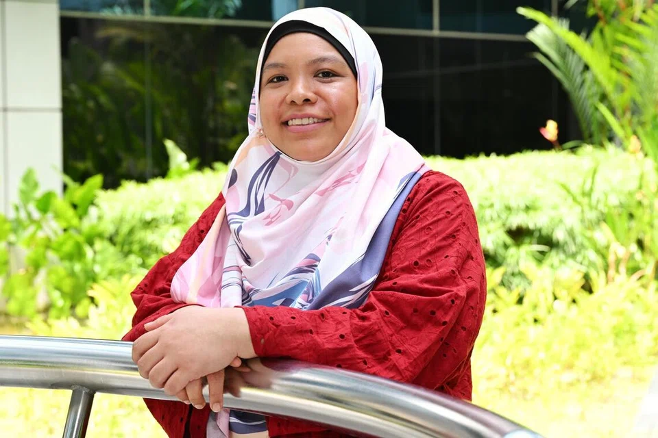 peniaga kantin, sekolah, sistem katering 