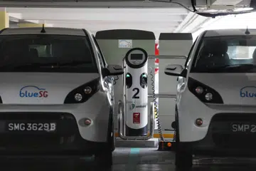 PERKHIDMATAN TERJEJAS: Pengguna BlueSG melaporkan bahawa kereta yang ditempah tidak didapati di lot.
