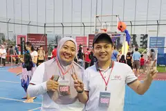 Cik Kamisah Mahmood, 44 tahun, dan Encik Redzuan Ismail, 46 tahun, telah berkhidmat lebih sedekad di Jawatankuasa Eksekutif Kegiatan Melayu (MAEC) di Kreta Ayer CC.