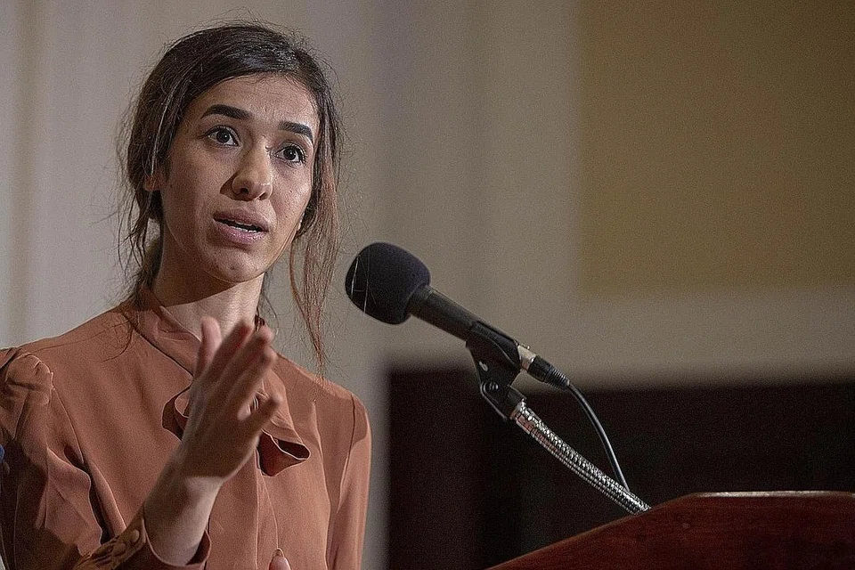 PENERIMA HADIAH KEAMANAN NOBEL: Cik Nadia Murad Basee Taha menganggap kemenangan itu sebagai "satu mesej mendalam kepada militan IS bahawa jenayah tanpa perikemanusiaan dikutuk dan mangsa mereka diiktiraf oleh dunia yang bebas". - Foto AFP