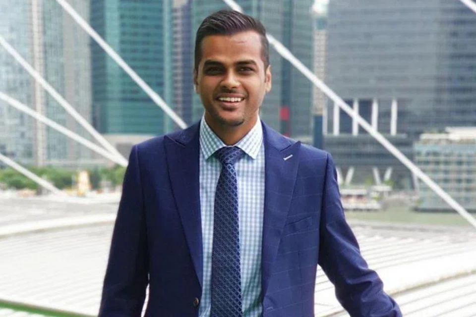 "Saya sedar akan jangkaan orang ramai terhadap bola sepak Singapura, dan mereka wajar mempunyai jangkaan sedemikian. Bersama dengan pasukan saya dan dengan sokongan Majlis FAS, kami akan terus bekerja keras untuk memperkukuh asas bola sepak bagi memajukan sukan ini sekali lagi." - Setiausaha Agung Persekutuan Bola Sepak Singapura (FAS), Encik Yazeen Buhari (gambar atas) - Foto FAS