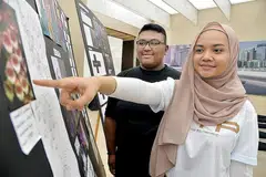 PENGALAMAN REALITI MAYA: Cik Shazana dan Encik Izz berpeluang bekerjasama dengan syarikat kereta mewah Rolls-Royce mencipta video grafik yang bergerak 360 darjah. - Foto M.O. SALLEH