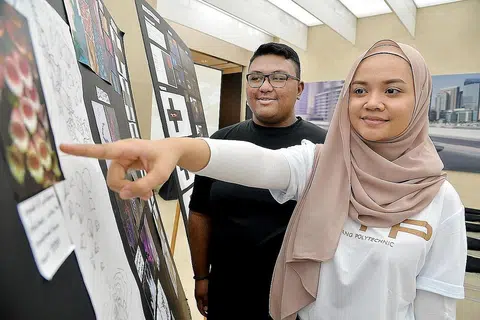 PENGALAMAN REALITI MAYA: Cik Shazana dan Encik Izz berpeluang bekerjasama dengan syarikat kereta mewah Rolls-Royce mencipta video grafik yang bergerak 360 darjah. - Foto M.O. SALLEH