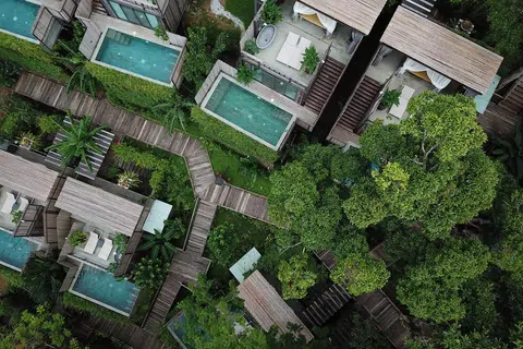 Dinso Resort & Villas Phuket terletak berdekatan dengan Patong.