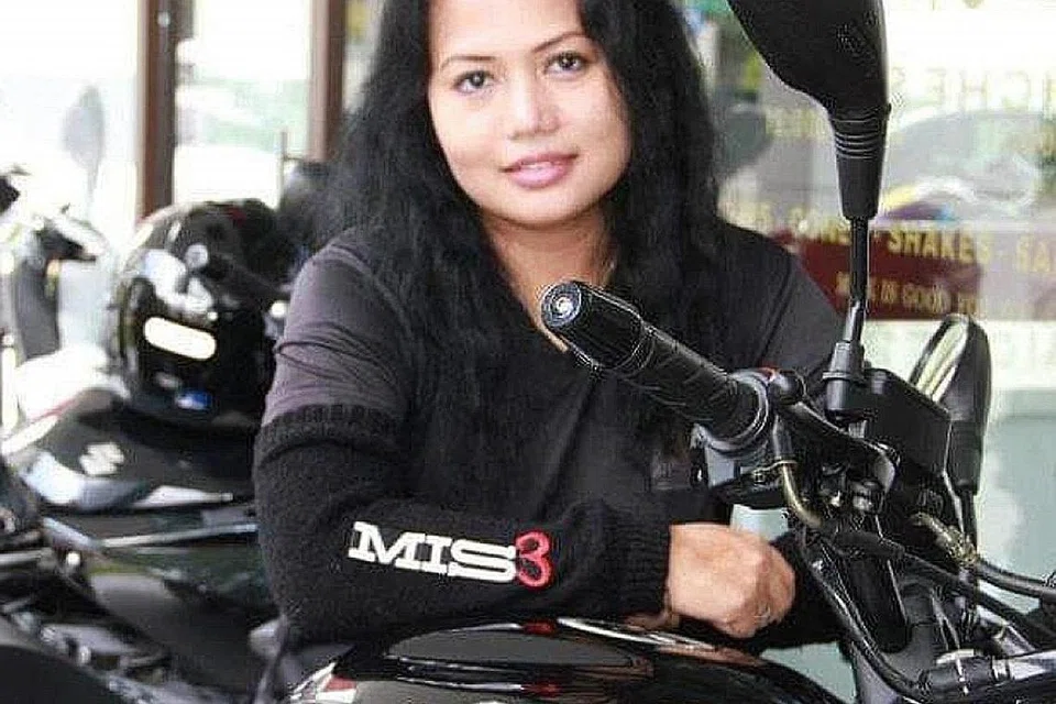 NOOR HASNAH ADAM: Bersemangat usahakan rakam semula lagu 'Kalimah Cinta' yang ditulisnya pada 2015. - Foto ihsan NOOR HASNAH ADAM 