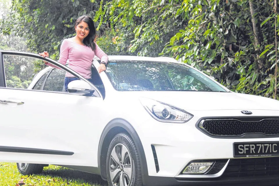 KIA NIRO: Penulis tertawan dengan kemudahan mengawal kereta Kia Niro biarpun saiznya agak besar. - Foto NUR HUMAIRA SAJAT