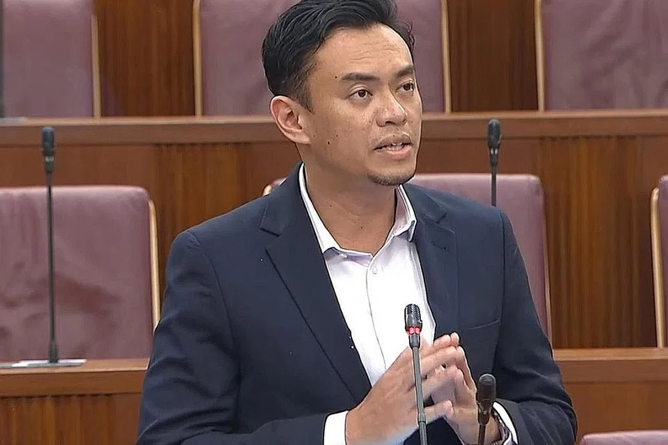 Encik Darryl David (GRC Ang Mo Kio).