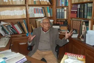 BUAT SUMBANGAN: Teuku Iskandar banyak menyumbang pada perkembangan bahasa Melayu dan kajian persuratan Melayu klasik, yang sebelumnya dikuasai oleh para sarjana Barat seperti R.J.Wilkinson, R.O. Winstedt dan V.Braginsky. - Foto ACEH.TRIBUNNEWS