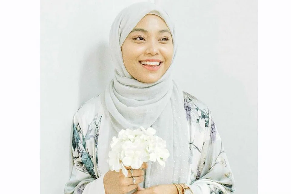 SENTUHAN ASATIZAH MUDA: Ustazah Liyana Musfirah (atas) dan Ustaz Muhammad Zahil Zakaria antara tetamu Podcast #NoTapis edisi khas Ramadan terbitan Berita Harian yang dihoskan personaliti popular, Suhaimi Yusof dan koresponden BH, Shahida Sarhid. - Foto BH/BM