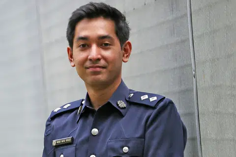Pegawai Penyiasat Kanan Divisyen Polis Clementi, Inspektor Muhd Hafiz Roslee. - Foto SHIN MIN
