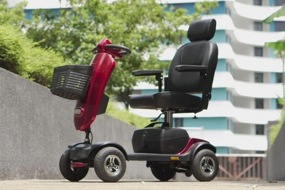 Model terbaru, Prime X-Pro 4 Wheels, skuter mobiliti peribadi ini mempunyai tempat duduk lebar dan selesa digunakan. 