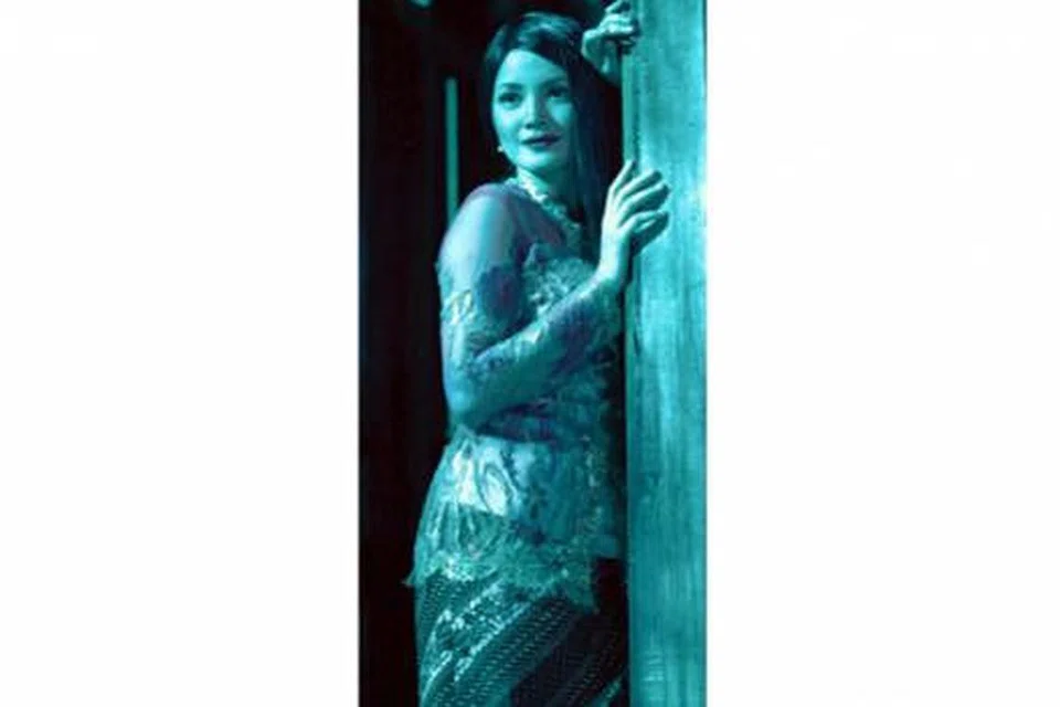 KALAU DAH CANTIK, JADI HANTU PUN MOLEK: Fazura menjayakan watak langsuir cantik dalam filem komedi seram, 'Kami Histeria' - Foto SGIFF