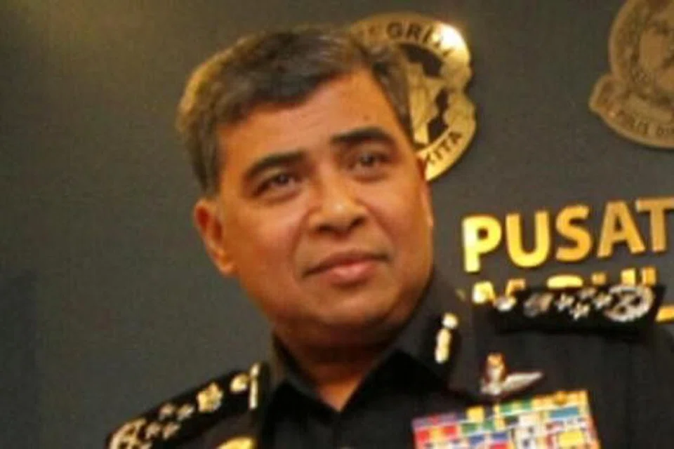 "Kami sedang memantau madrasah ini, selain entiti dan individu yang mungkin mempengaruhi orang ramai agar menyertai militan di Syria. Tindakan sewajarnya akan diambil." - Ketua Polis Negara Malaysia, Tan Sri Khalid Abu Bakar.