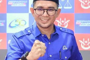 Ketua Pemuda Umno Kelantan, Encik Mohd Azmawi Fikri Abdul Ghani, 38 tahun, adalah calon muda yang diangkat Umno-Barisan Nasional (BN) bagi mewakili Kerajaan Perpaduan untuk merampas kerusi Dewan Undangan Negeri (DUN) Nenggiri, Kelantan, pada pilihan raya kecil (PRK) pada 17 Ogos.