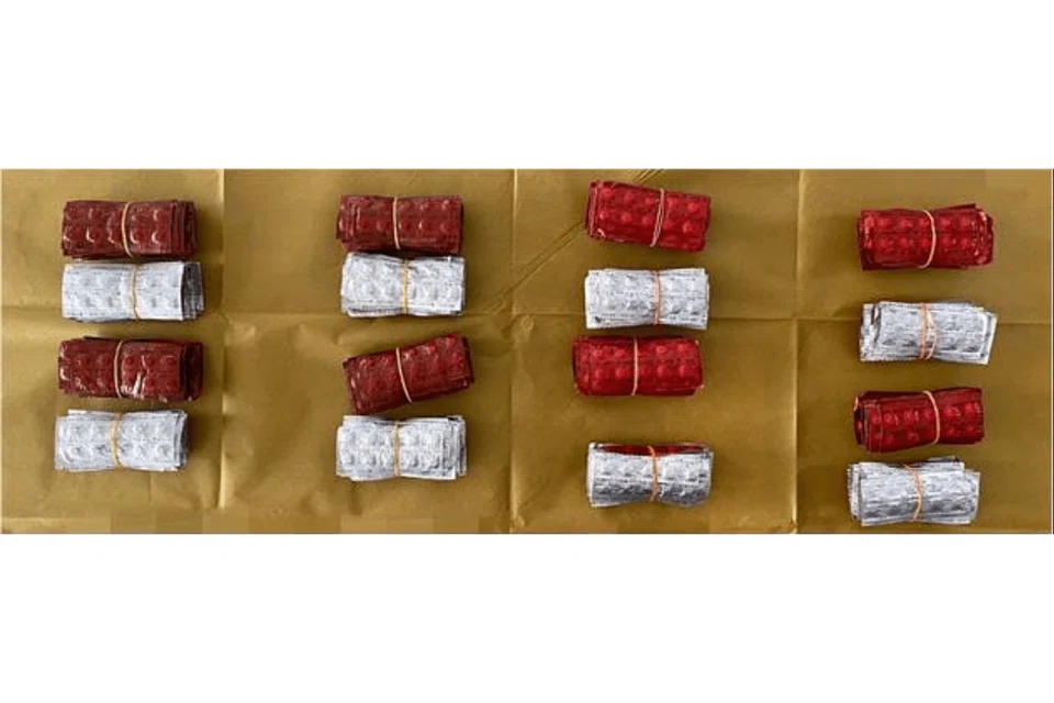 DIRAMPAS: 4,000 pil Erimin-5 tablets ditemui dalam kereta yang dipandu suspek pengedar dadah berusia 39 tahun yang ditangkap CNB pada 2 Januari 2020.