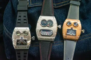 Koleksi jam tangan Azimuth mempunyai reka bentuk unik dan mendapat inspirasi daripada robot mainan.