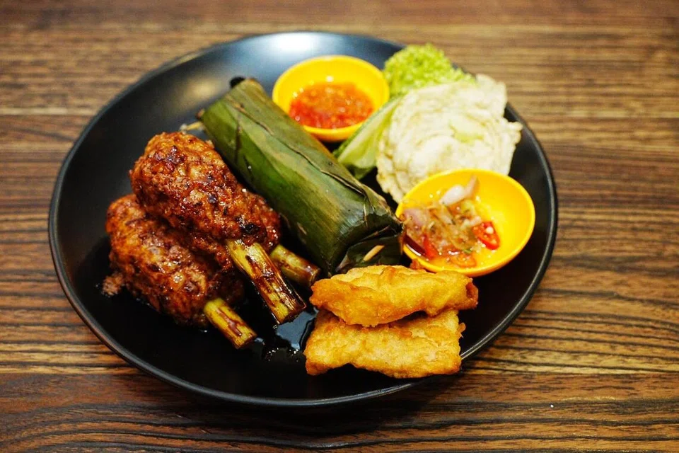 Bara Food, sate lilit