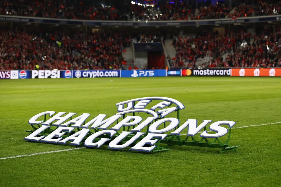 Sekurang-kurangnya lima pasukan Liga Perdana England (EPL) akan beraksi di Liga Juara-Juara musim depan. Ini kerana England menduduki tangga teratas ranking ‘koefisien’ Kesatuan Persatuan Bola Sepak Eropah (Uefa), yang melayakkan mereka untuk mendapatkan satu lagi tempat kelayakan Liga Juara-Juara di atas empat pasukan yang layak secara automatik. 