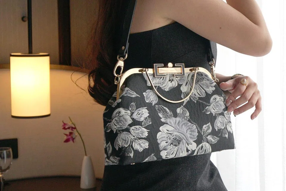 Beg dari Cocoonese 