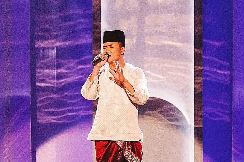 MENANTI MASA SESUAI: Dalam menanti hari bahagia berumah tangga tahun depan, Norshafiq Ridzwan juga merancang rakaman lagu yang diharap dapat menepati cita rasa ramai. - Foto BH oleh KHIDHIR ASYRAF MAHBOB