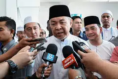 Pengerusi Barisan Nasional (BN), Datuk Seri Ahmad Zahid Hamidi, berkata beliau mengalu-alukan mana-mana individu atau tokoh dengan syarat mereka dapat menyatukan pemikiran dan tidak terus berpecah.