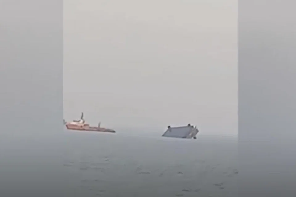 Tongkang Adam Marine 12 tenggelam pada malam 1 Julai, menurut Kementerian Kesihatan Mesir, tanpa memberikan butiran mengenai punca insiden tersebut