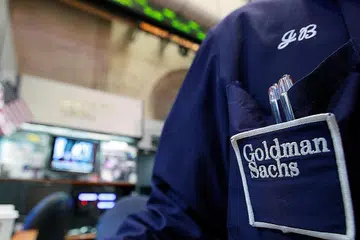 KURANGKAN KAKITANGAN BANK: Kebanyakan pembuangan pekerja Goldman Sachs akan dilakukan di Hongkong, Singapura dan China. - Foto REUTERS
