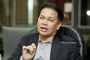 DATUK NORMAN: Sangat terkejut dan sedih apabila beberapa kenalan menghantar pautan sebuah blog yang mengaitkannya dengan beberapa tokoh politik kononnya dalang konspirasi video itu.