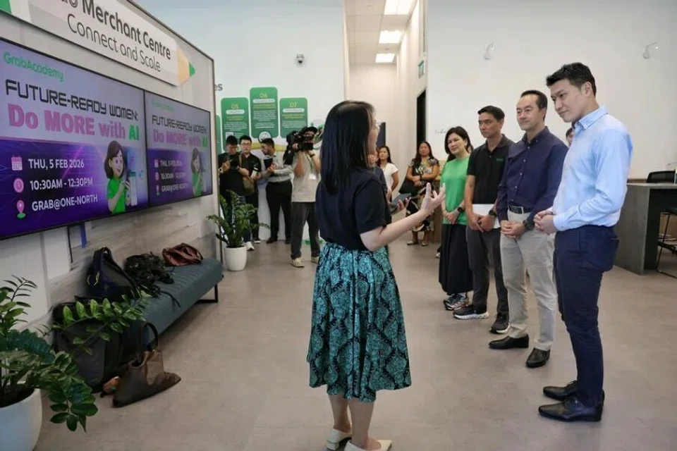 Grab, David Neo, sasar latih 10,000 pemandu, pemandu grab 