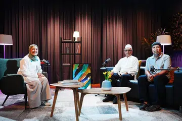 Singapura, NoTapis, podcast, Anugerah Bapa Cemerlang, Bulan Kebapaan