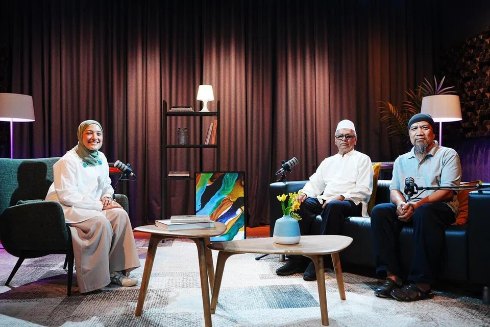 Singapura, NoTapis, podcast, Anugerah Bapa Cemerlang, Bulan Kebapaan