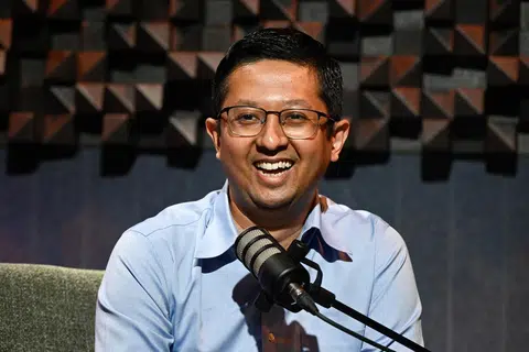 Pegawai CNB, Encik Taufiq Abdul Azim berkongsi pengalamannya menangani penyalah guna belia. 