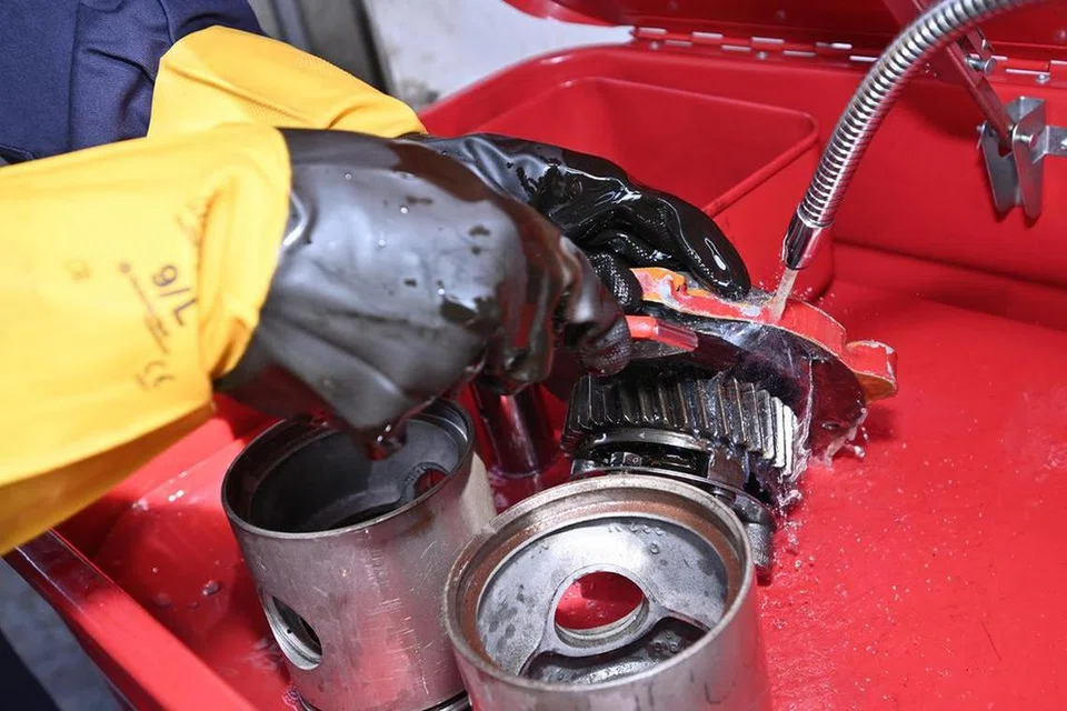 Berbanding pencucian manual, tangki pencuci dapat mencuci setiap muatan 20 minit lebih cepat serta membantu menjimatkan empat peratus kos elektrik dan satu peratus kos air tahunan syarikat.