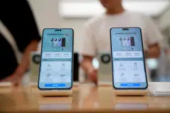 CARI GANTI: Huawei semakin berupaya cari pembekal teknologi 5G tempatan selepas Amerika Syarikat melarang syarikat Amerika mengirimkan peralatan 5G kepada China.