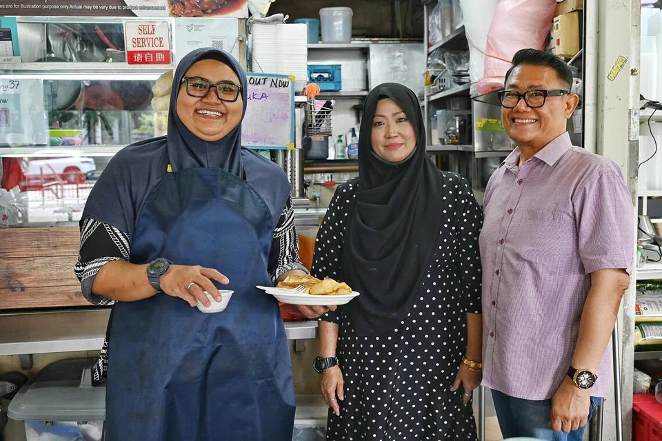 roti john, Kaki Bukit 511 Market & Food Centre, Nur Jannatun Naim
