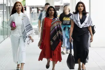 Siti Amirah Mohamed Asrori, Annamalai Kokila Parvathi, Mossammad Sobikun Nahar, Mahkamah Negara, Istana