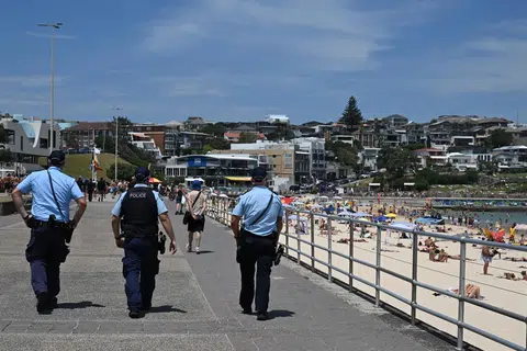 PM Australia, semak perkhidmatan polis, risikan, serangan Pantai Bondi