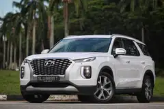HYUNDAI PALISADE: Kereta SUV ini menampilkan reka bentuk mewah, megah dan mencerminkan kemajuan yang telah dicapai jenama Korea Selatan dalam bidang automobil. - Foto BH oleh KEVIN LIM