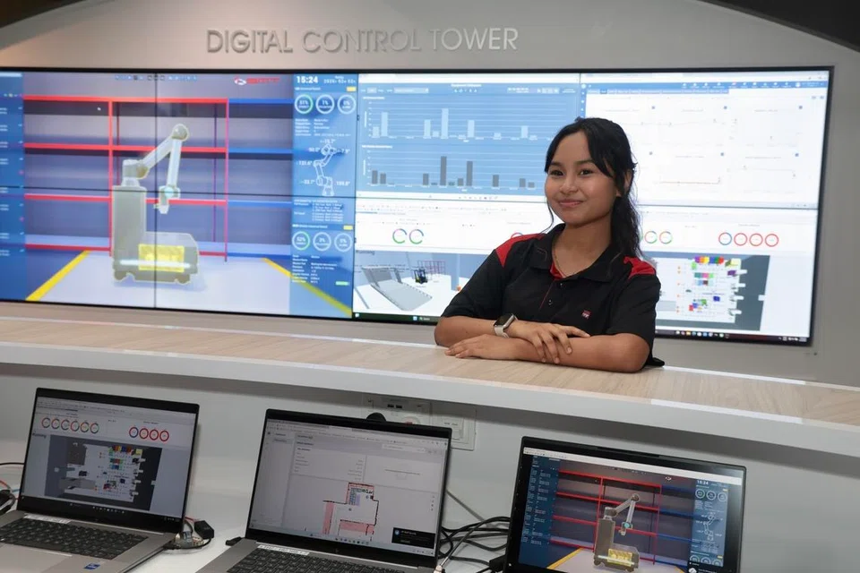 hab teknologi logistik, ite east, Qurratu Janna Muhammad Yusof