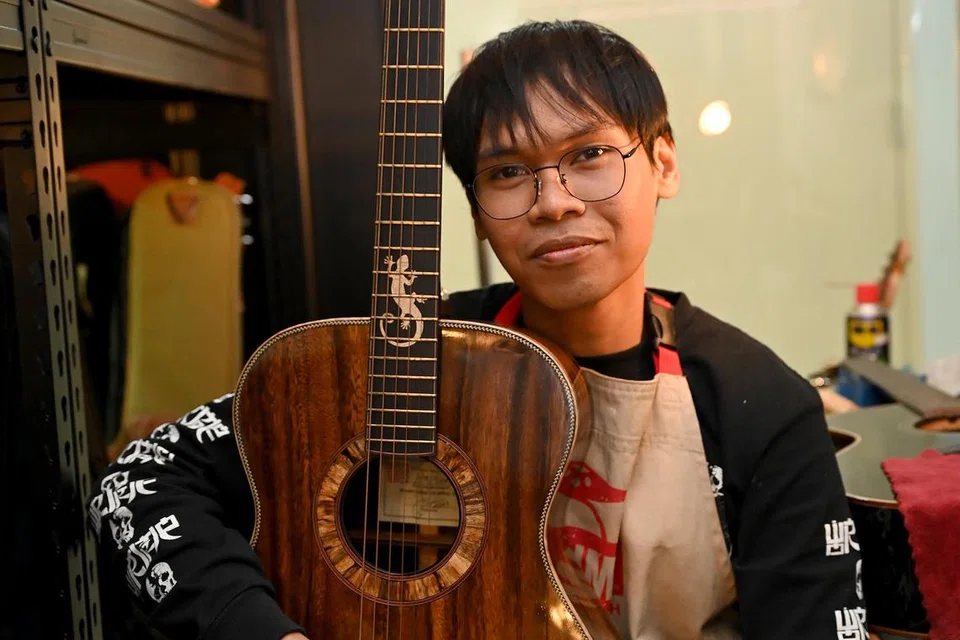 Cinta Encik Haziq Nizam kepada muzik dan gitar bermula sejak kecil lagi, katanya. 
