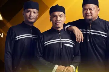 KEMBALI KE SINGAPURA: Selepas 20 tahun tidak muncul dalam sebarang konsert di Singapura, kumpulan nasyid Raihan yang dianggotai (dari kiri) Amran Ibrahim, Che Amran Idris dan Abu Bakar Md Yatim akan menghiburkan ramai dengan lagu sentuhan rohani di Gateway Theatre pada Sabtu.