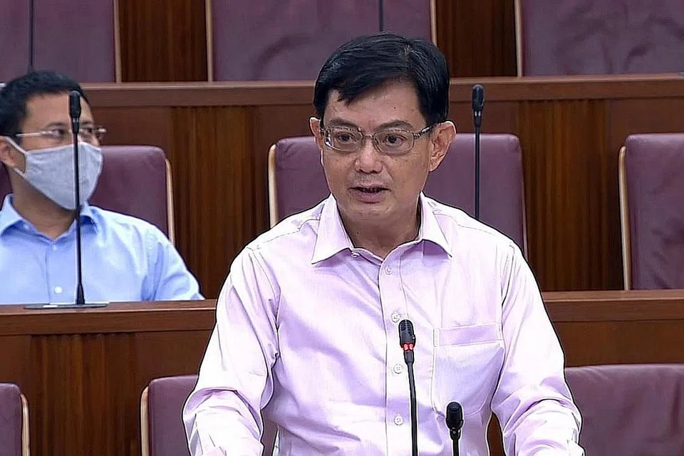 ENCIK HENG SWEE KEAT: Mahu orang ramai meneruskan tabiat baru seperti menjaga kebersihan peribadi, sikap tanggungjawab sosial dan memastikan jarak selamat dalam masyarakat dan di tempat kerja. - Foto GOV.SG