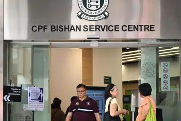 Perancang Insurans Kesihatan boleh didapati di laman web Tabung Simpanan Pekerja (CPF) dan membolehkan pengguna melihat unjuran peribadi jangka panjang simpanan MediSave dan premium insurans kesihatan mereka.