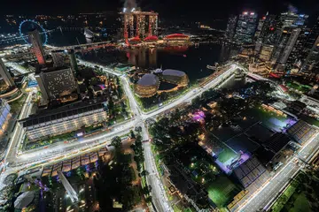 Litar di Marina Bay merupakan antara perlumbaan Formula Satu (F1) yang paling mencabar. 