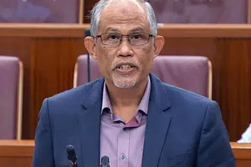 ENCIK MASAGOS: Keutamaan adalah melindungi kesihatan dan kesejahteraan jemaah Singapura dan masyarakat di sini.